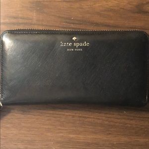 Kate Spade zip wallet
